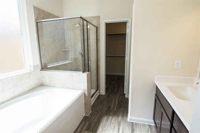 Building Photo - 29603 Woodsons Shore Dr