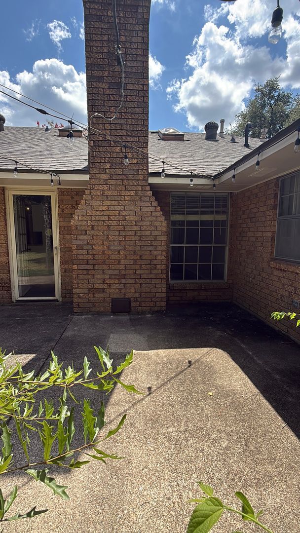Building Photo - 1548 Ramberlyn Way