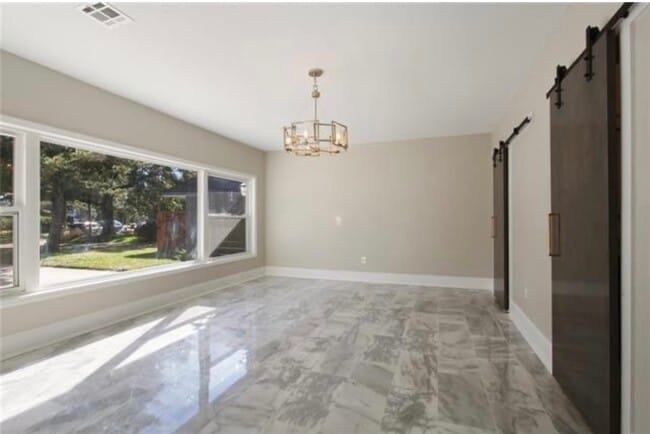 Building Photo - 1755 Oriole St