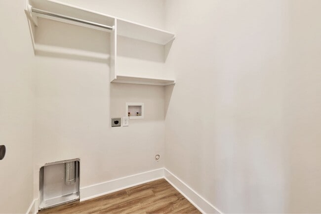 Building Photo - 1121 N Joye St