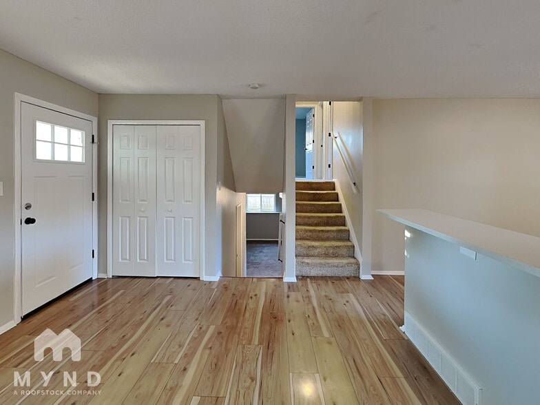 Building Photo - 6823 Maybrook St