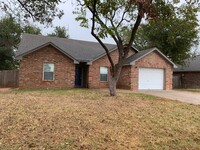 Building Photo - 3 Bedroom, 2 Bath Home