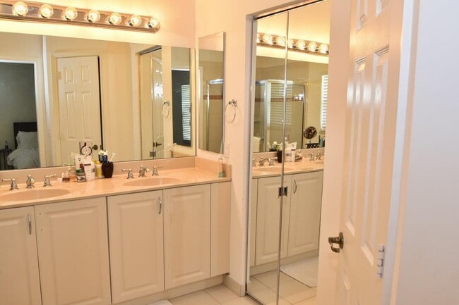 Building Photo - 16178 Poppy Seed Cir