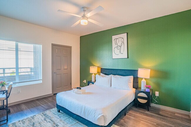 Building Photo - 9600 W Georgia Ave