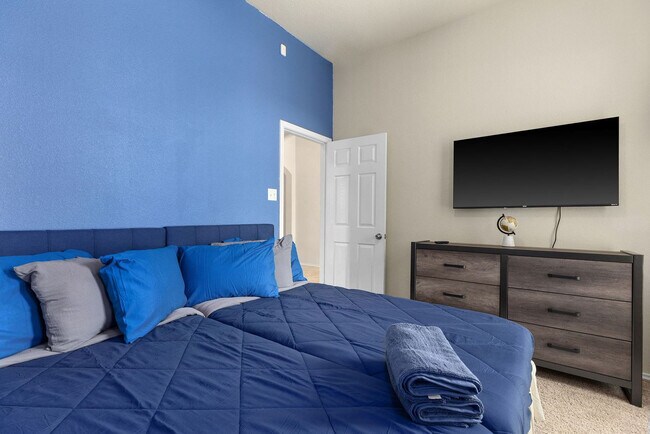 Building Photo - 4905 Ledgestone Trail