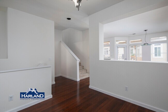 Building Photo - 7110 Calabria Ct