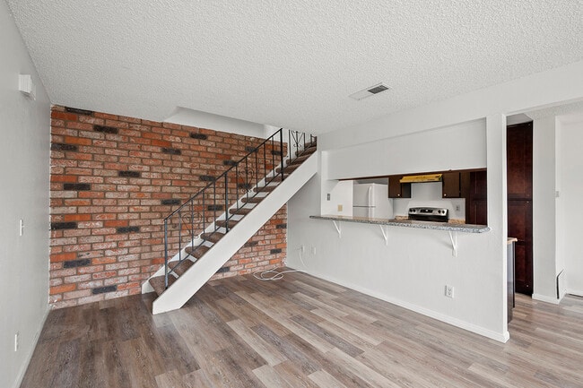 Primary Photo - 12143 Wintercrest Dr