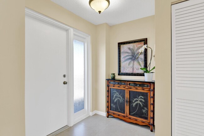 Building Photo - 3114 S Ocean Blvd