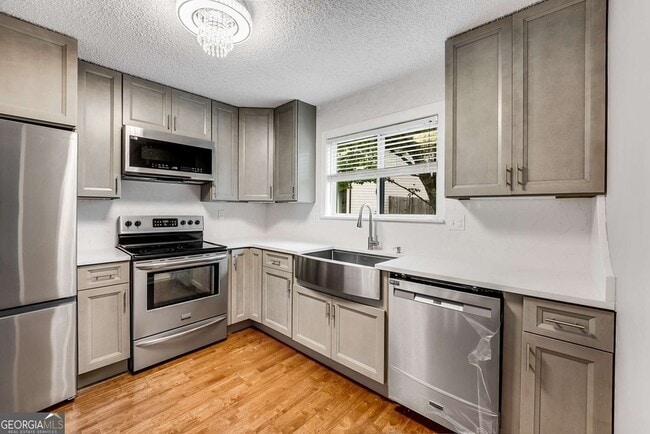 Building Photo - 9745 Loblolly Ln