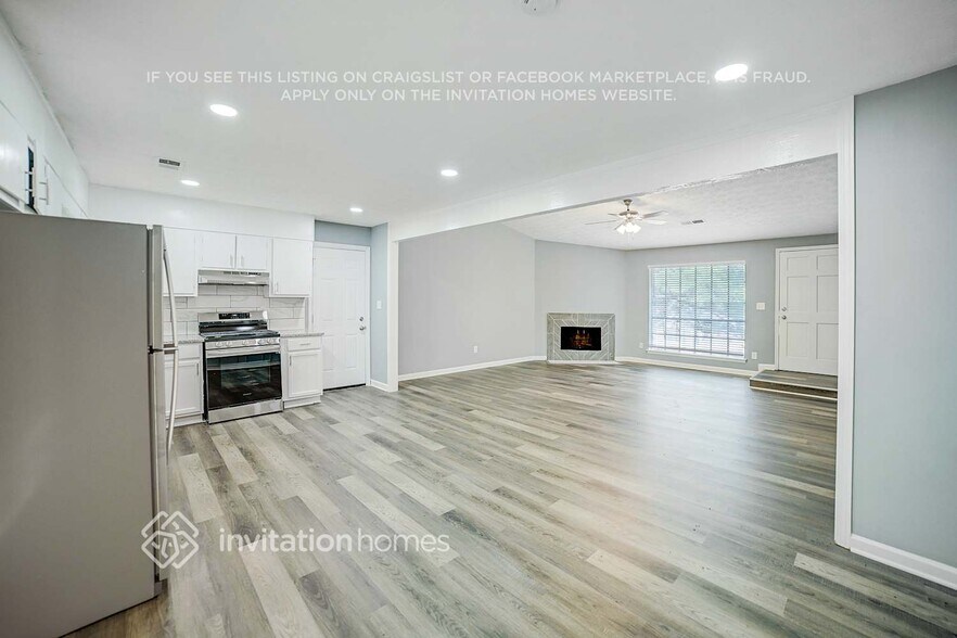 Building Photo - 616 Candlewick Ln NW
