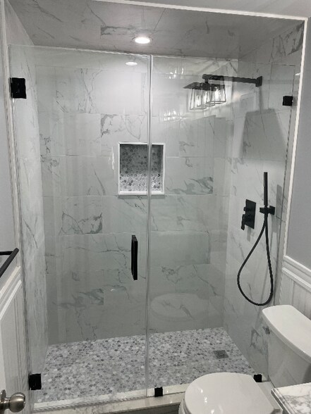 Building Photo - 333 Central St