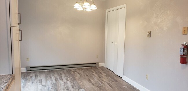Building Photo - 128E.LAMBSTR