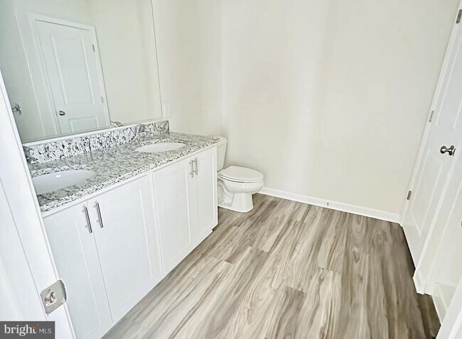 Building Photo - 15 Smokehouse Rd