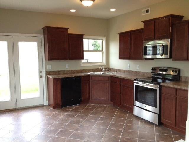 Building Photo - 3305 Sweet Clover Ln