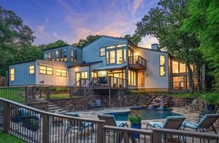 Building Photo - 2304 Wood Cliff Ct