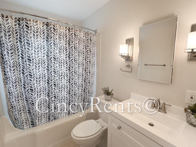 Building Photo - 4657 Kugler Mill Rd