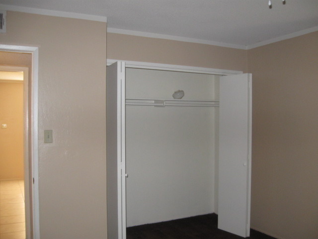 Building Photo - AS2708