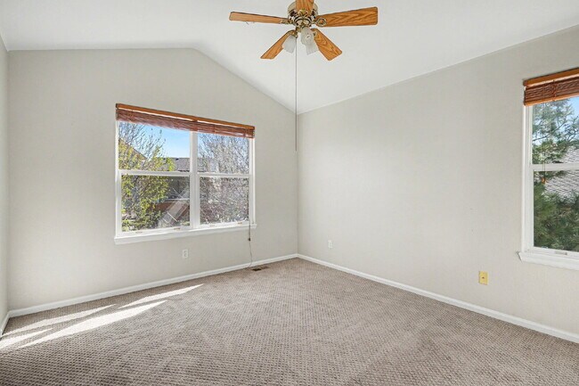 Building Photo - 12584 S Beaver Creek Way