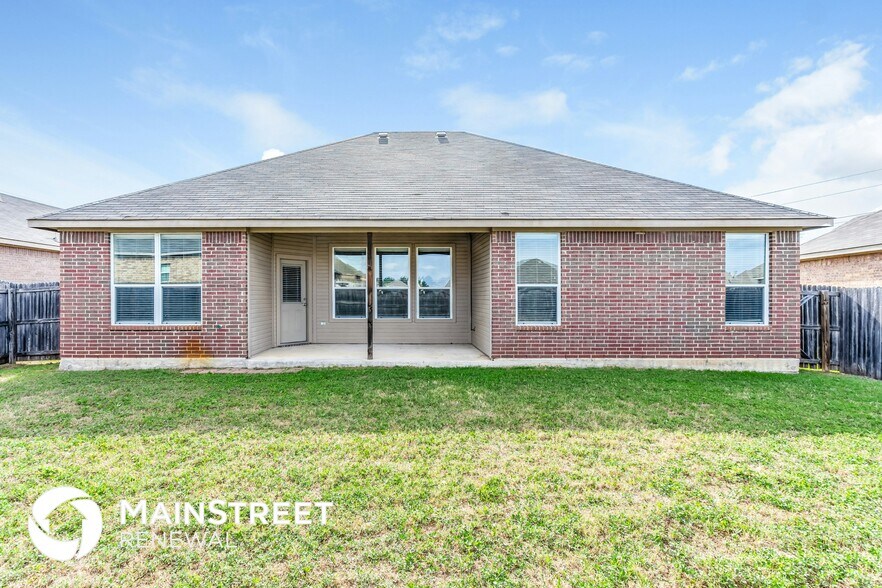 Building Photo - 204 Kennedy Dr