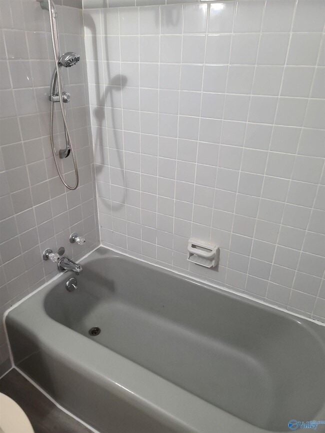 Building Photo - 3606 Northwest Crestmore Avenue