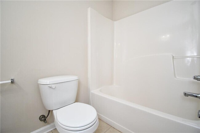 Building Photo - 639 Mill Stone Bluff