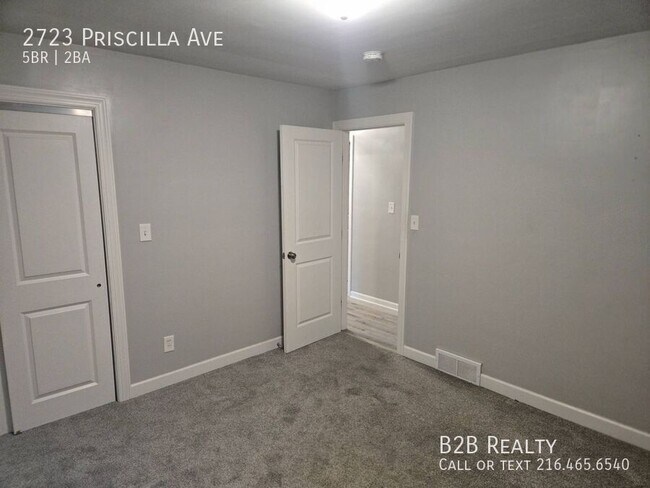 Building Photo - 2723 Priscilla Ave