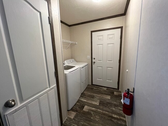 Building Photo - 233 New Mexico