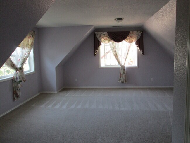 Building Photo - 12540 NW Brimpton Ct