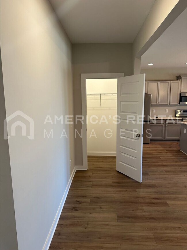 Building Photo - MOVE IN SPECIAL!! Home for Rent in Cullman, AL! Sign a 13 Month Lease by 6/15/26 to receive HALF-...