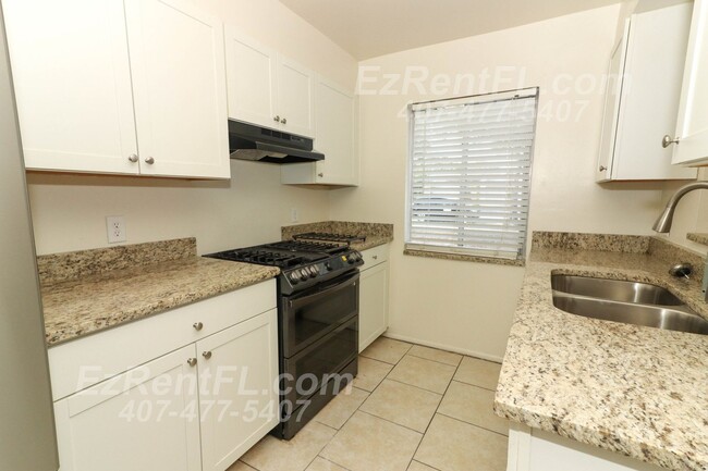 Building Photo - Recently Remodeled 3/2 in Orlando, FL - Mo...