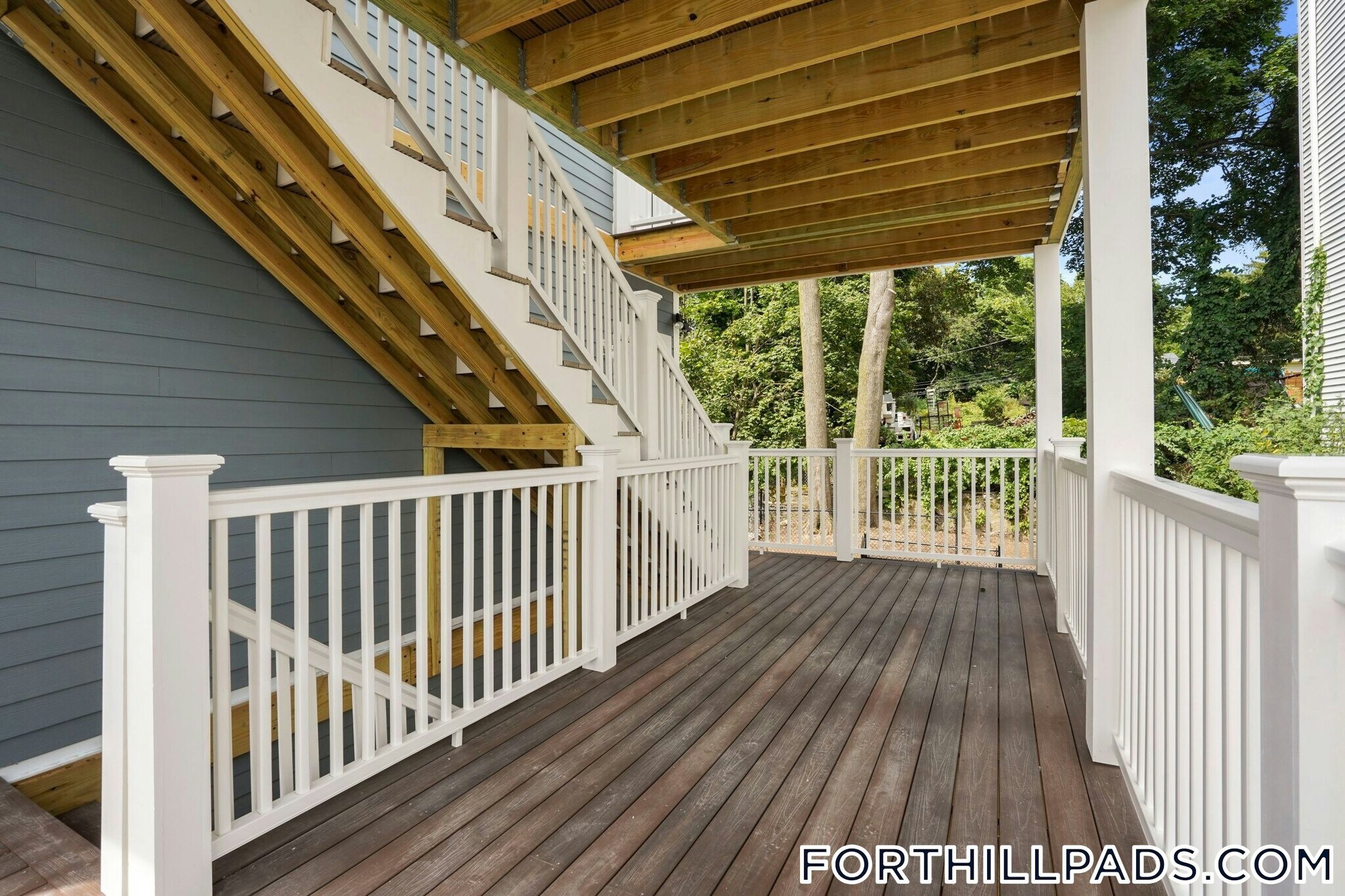 Building Photo - 137 Thornton St