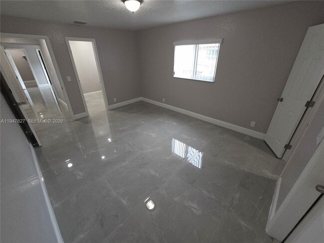 Building Photo - 4360 NW 13th Ct