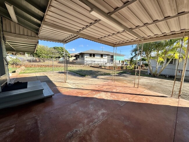 Building Photo - 829 Nanakai Pl