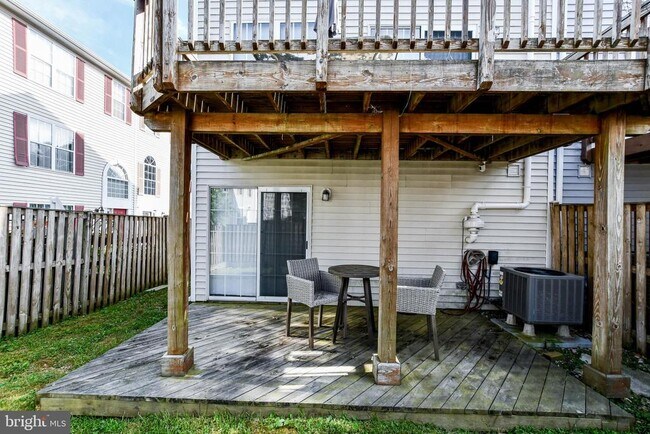 Building Photo - 9466 Sea Breeze Ct