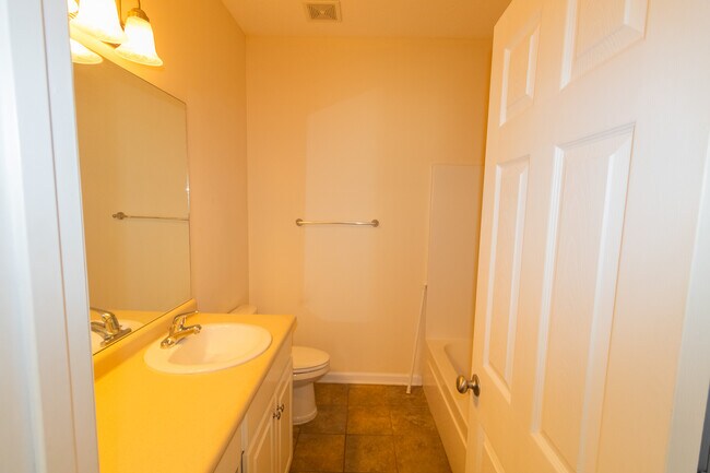 Building Photo - 235 Sawgrass Trail