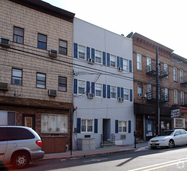 7104 Park Ave 7104 Park Ave North Bergen NJ 07047 Apartment Finder