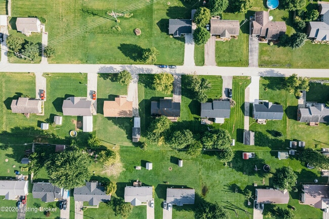 Building Photo - 309 E 6th St