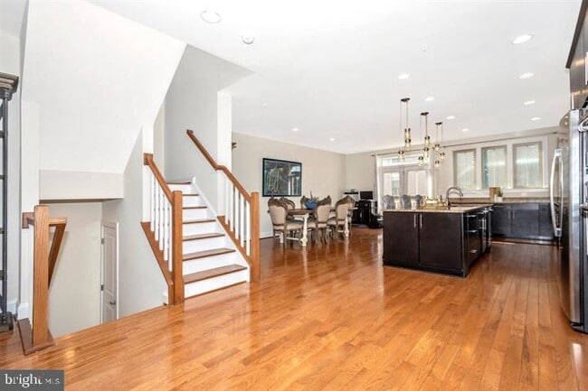 Building Photo - 9112 Kenway Ln