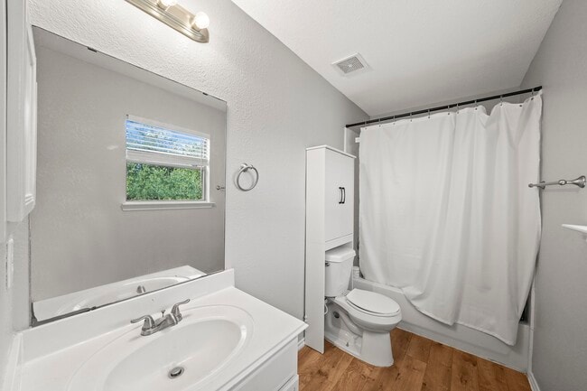 Building Photo - 21011 Emery Mills Ln