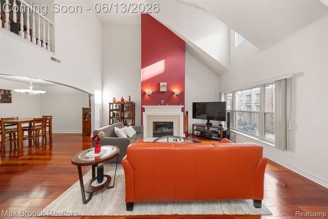 Building Photo - 160 Tiffany Ln Pvt