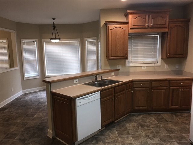 Building Photo - 4970 Smokestone Dr