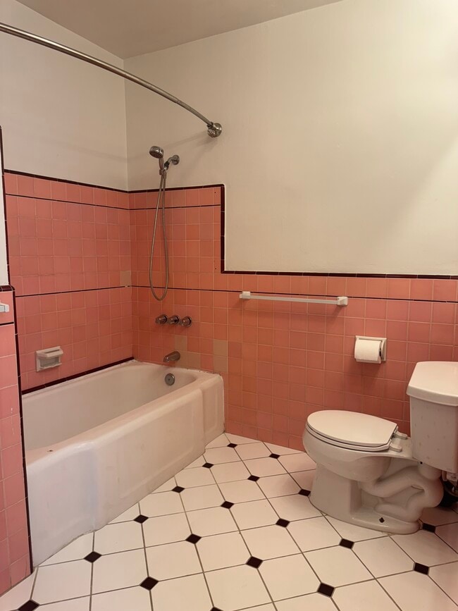Retro tile bathroom with tub/shower combo - 8618 McConnell Ave