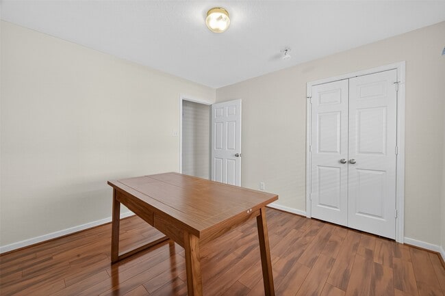 Building Photo - 9511 Mankay Ln