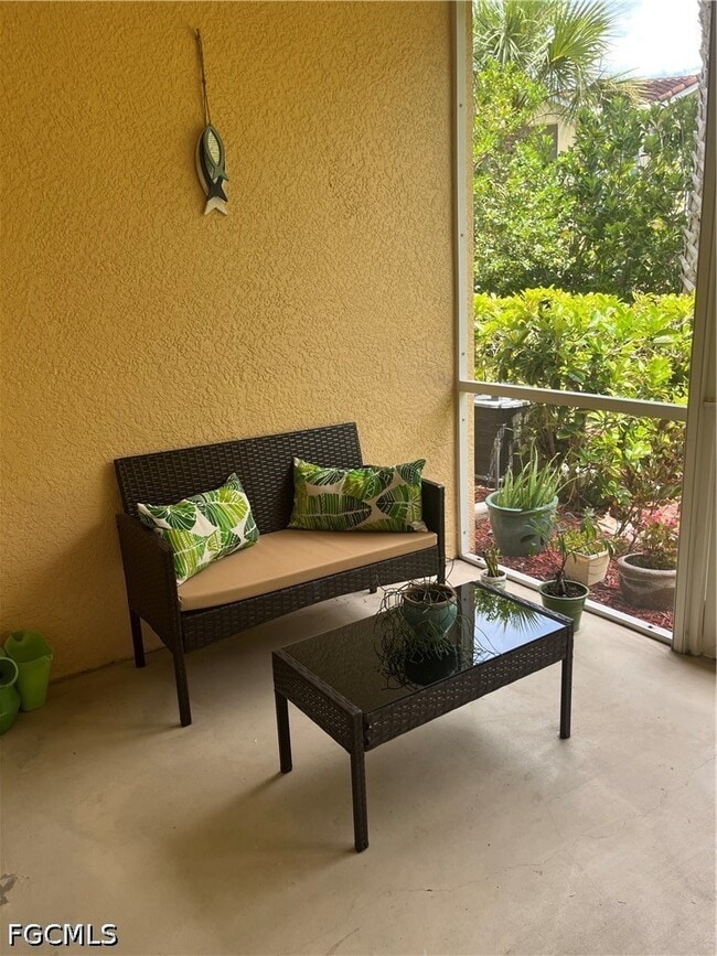 Building Photo - 10110 Villagio Palms Way