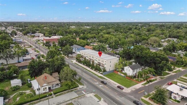 Building Photo - 4913 N Nebraska Ave
