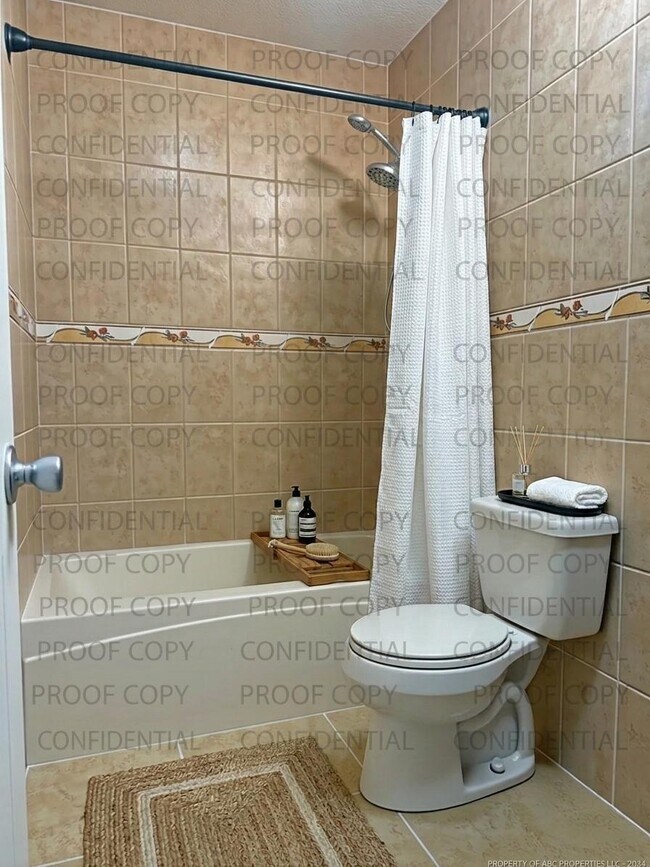 Building Photo - 199 E McNab Rd