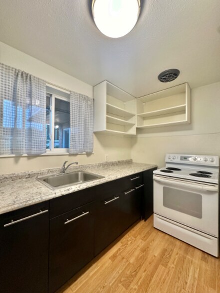 Building Photo - 5101 Ravenna Ave NE