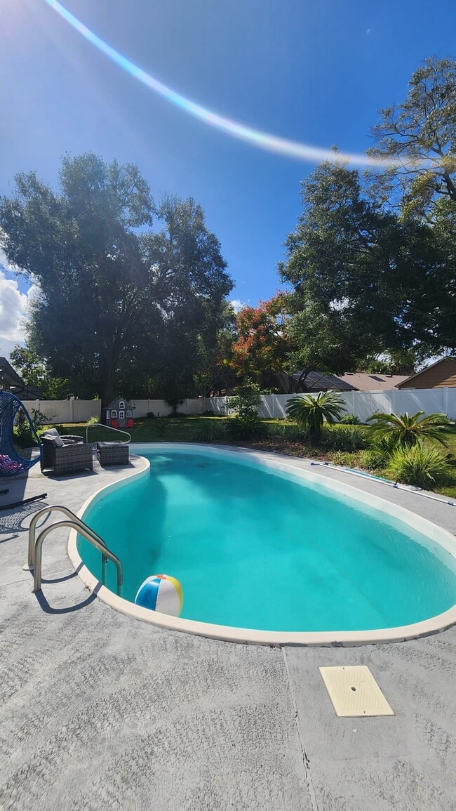 Building Photo - 2905 Autumnwood Trail