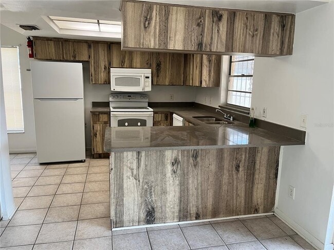 Building Photo - 8301 Clermont St