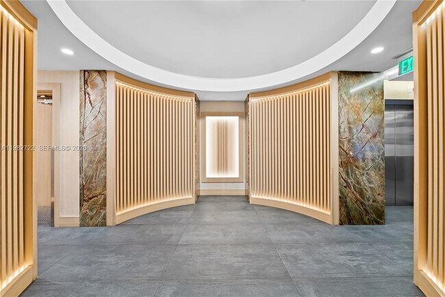 Building Photo - 90 SW 3rd St